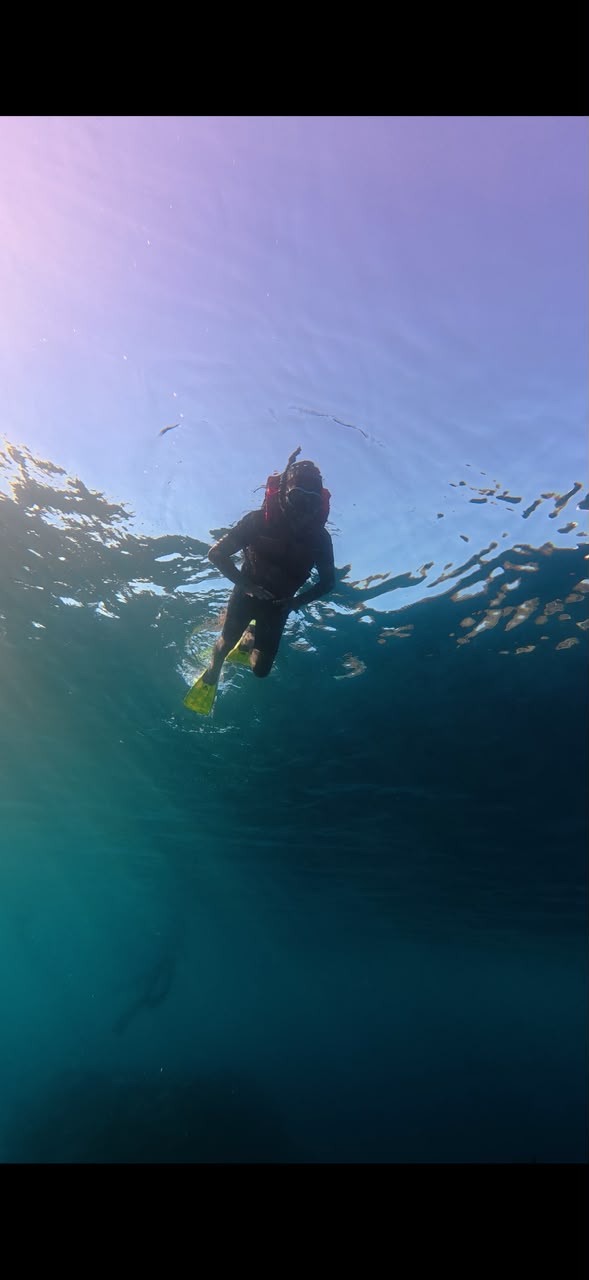 Sunrise snorkeling departure on jukung boat