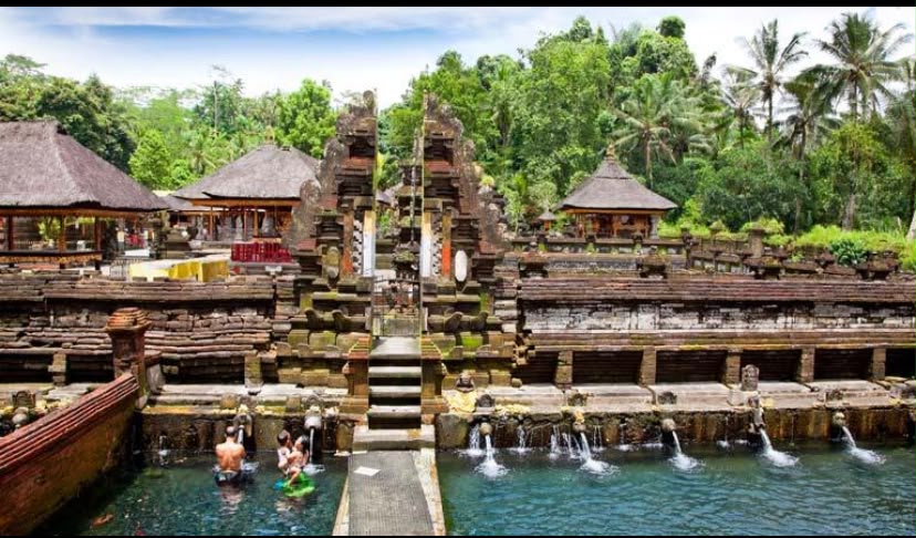 Tegenungan Waterfall