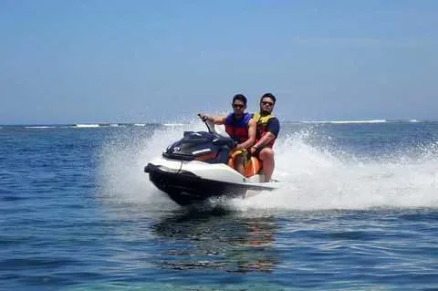 Donut Boat + Parasailing + Jet Ski Safari