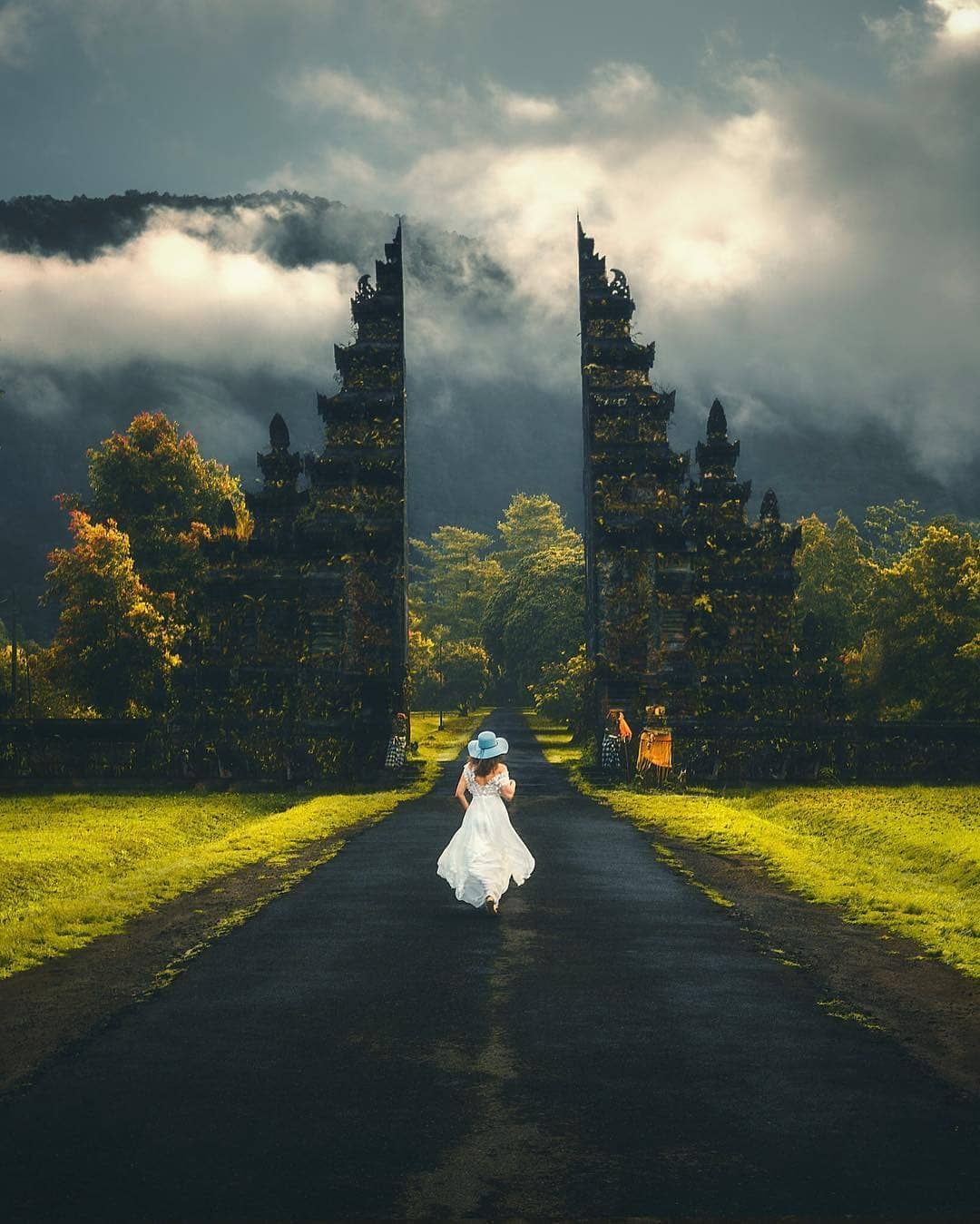 Authentic Bali Temple and Local Culture