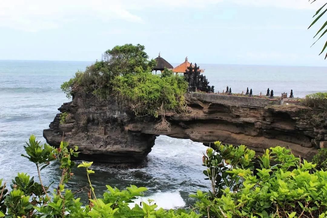 Playa y templos de Bali