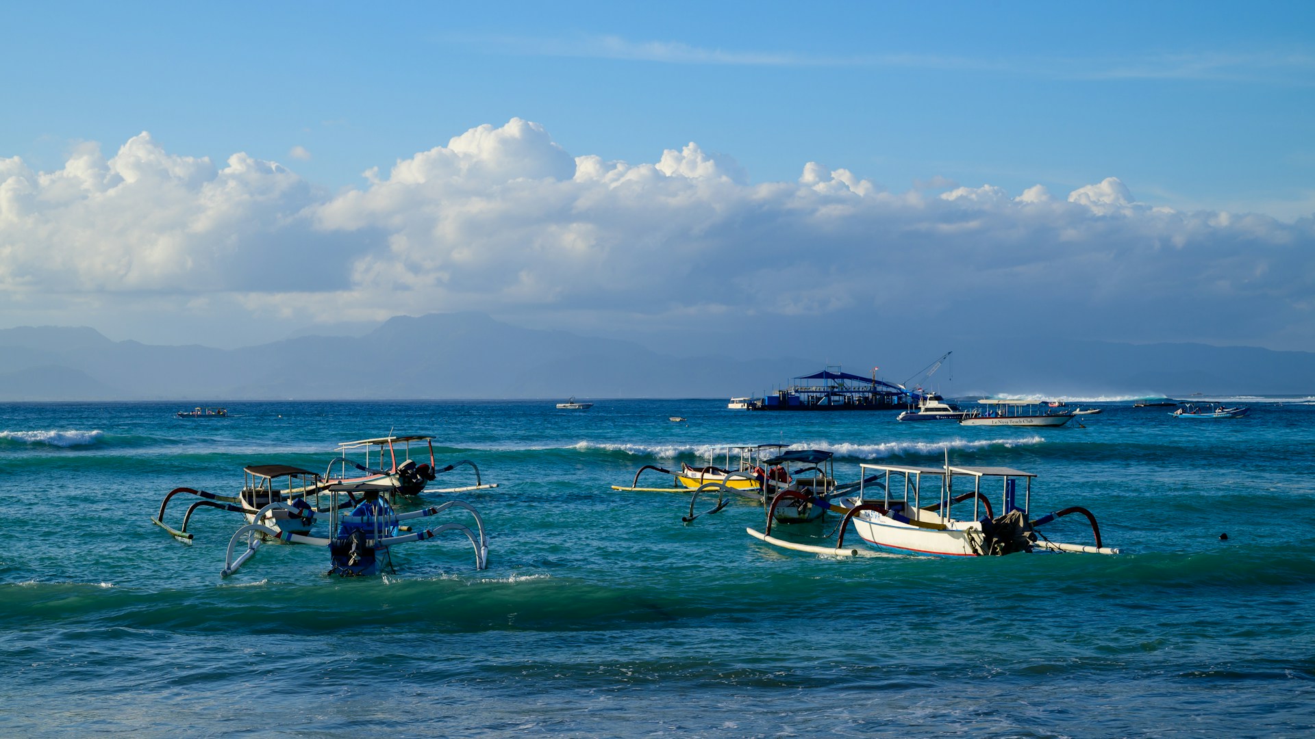 Sunrise dan danau Bali Utara untuk Lovina Tour