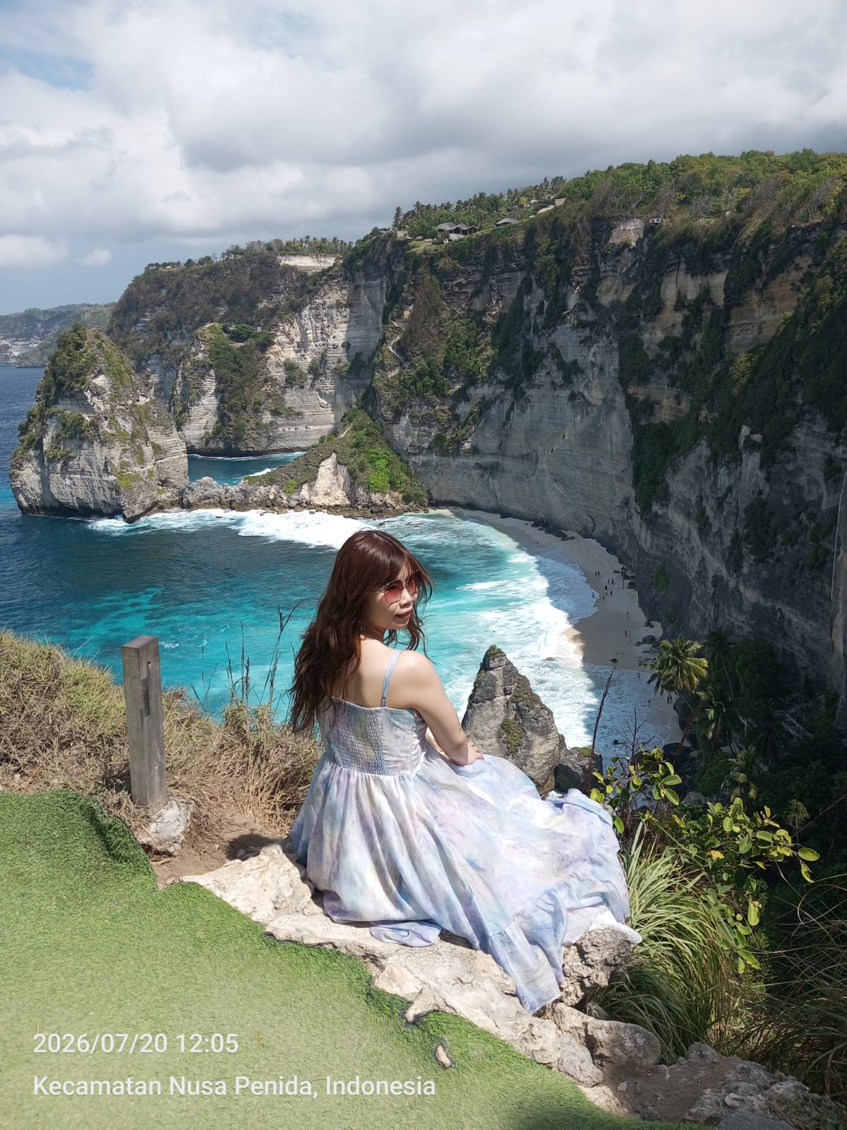 Pantai tebing indah di Nusa Penida