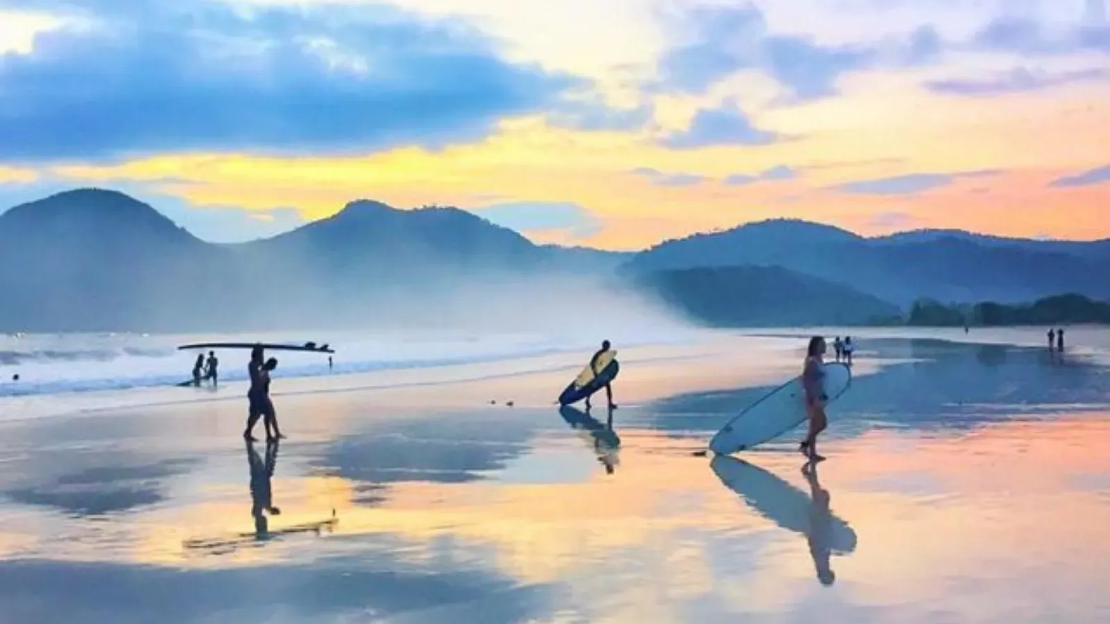Selong Belanak beach
