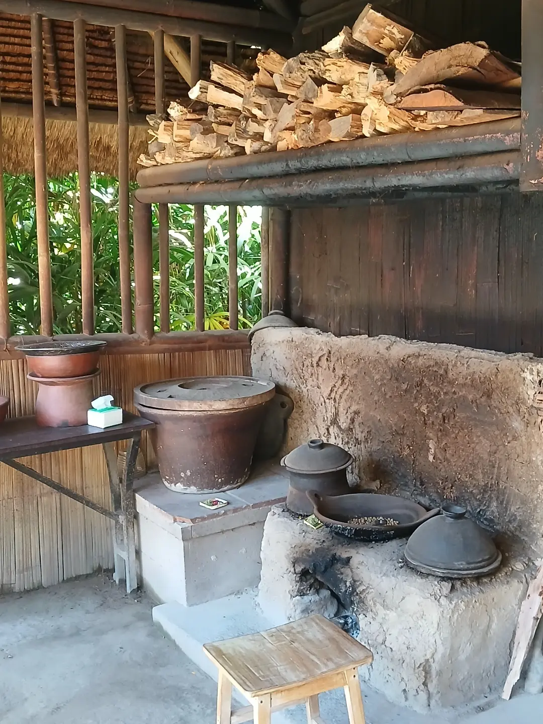 Dapur Bali Mula local food stop