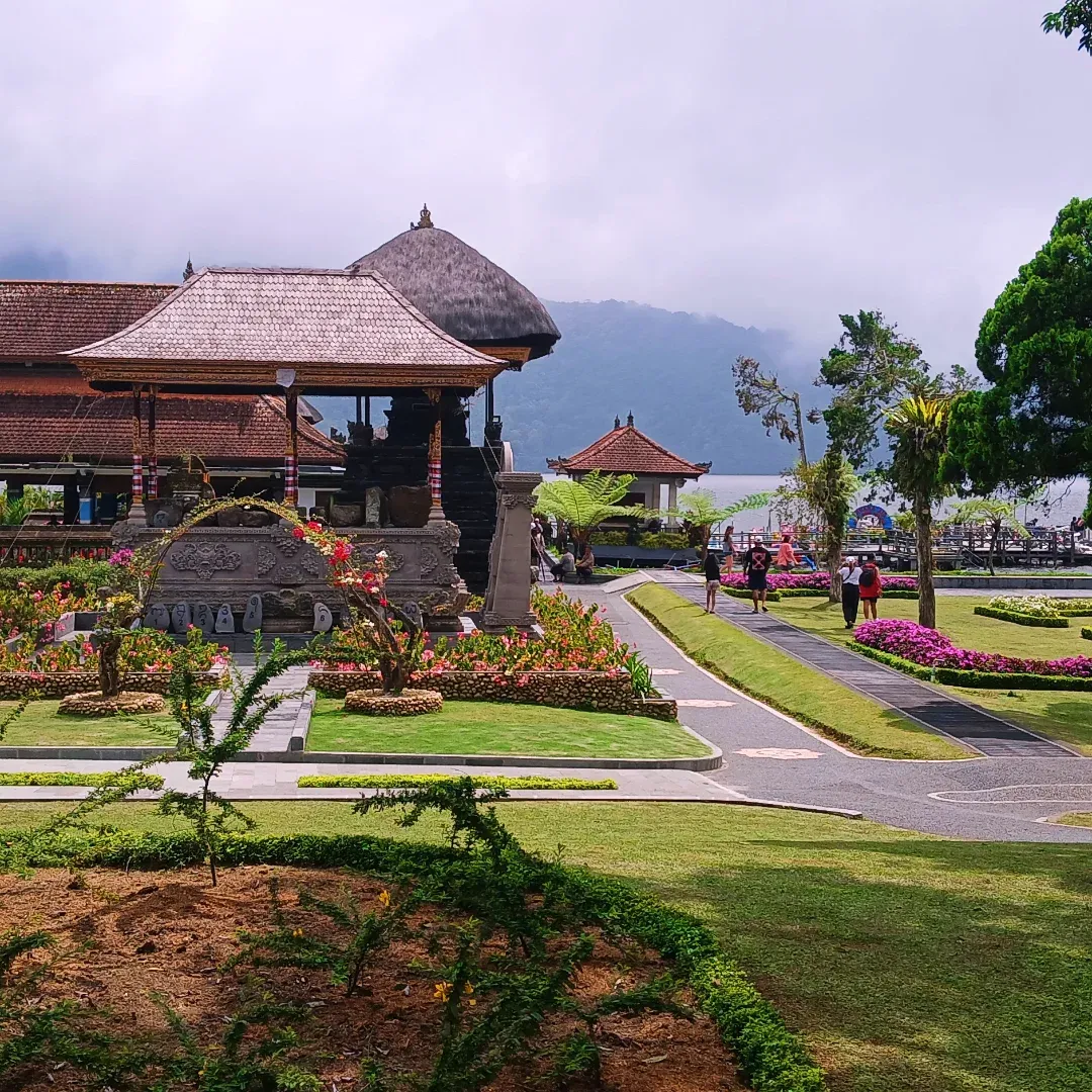 Open Bali landscape for a custom tour discussion
