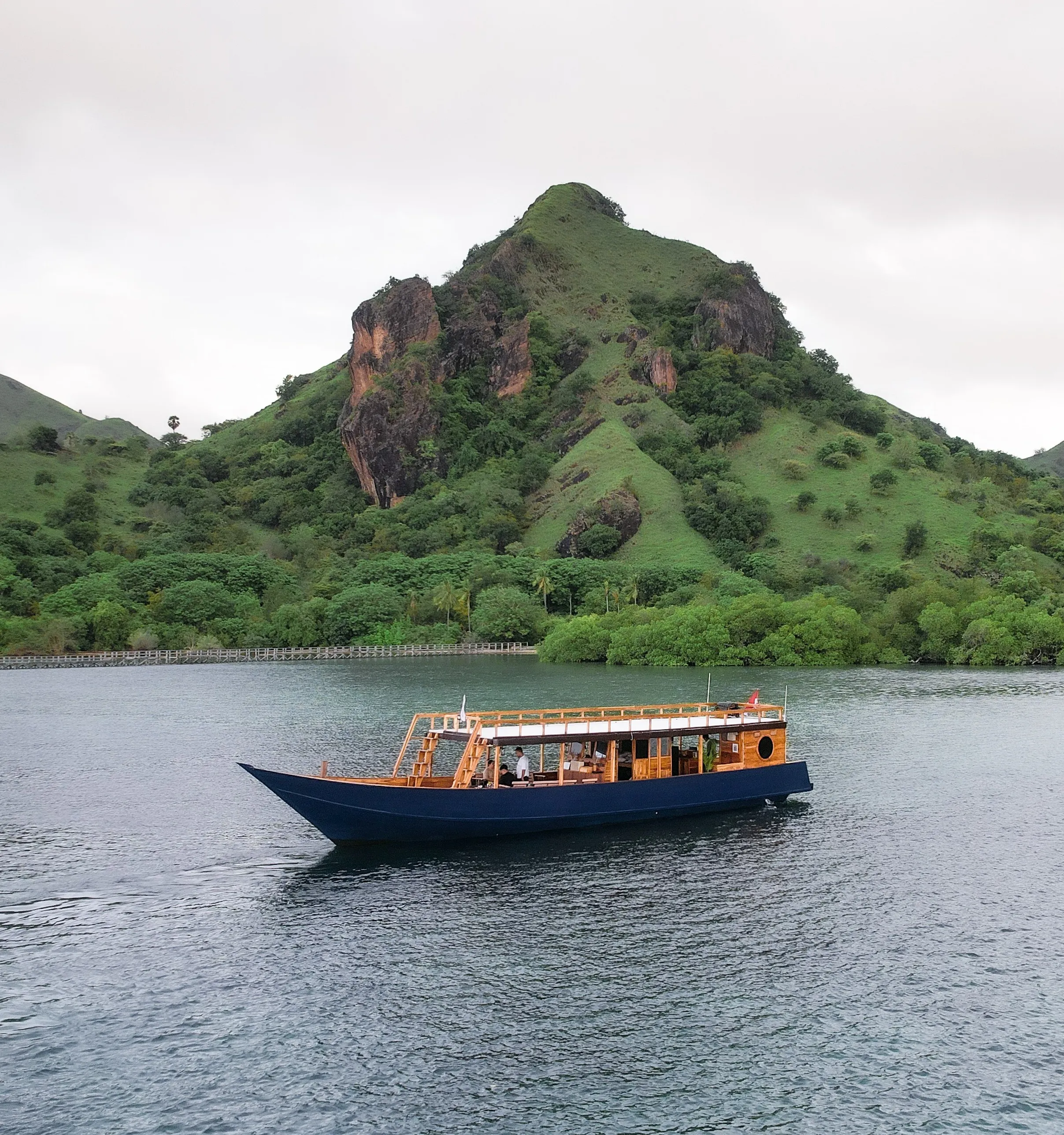 Private yacht deck sailing Labuan Bajo