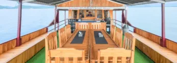 Hatira Hela Cruise island stop