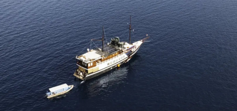 Komodo Liveaboard Deck