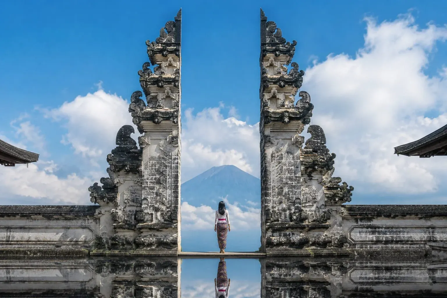 Bali temple ceremony