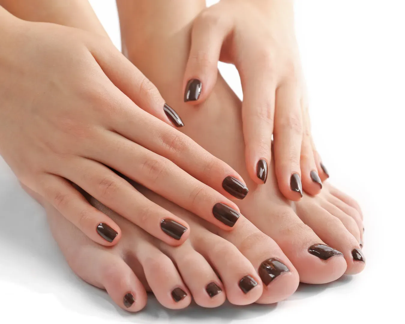 Polished toenails after a pedicure