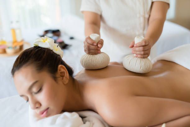 Herbal Massage treatment