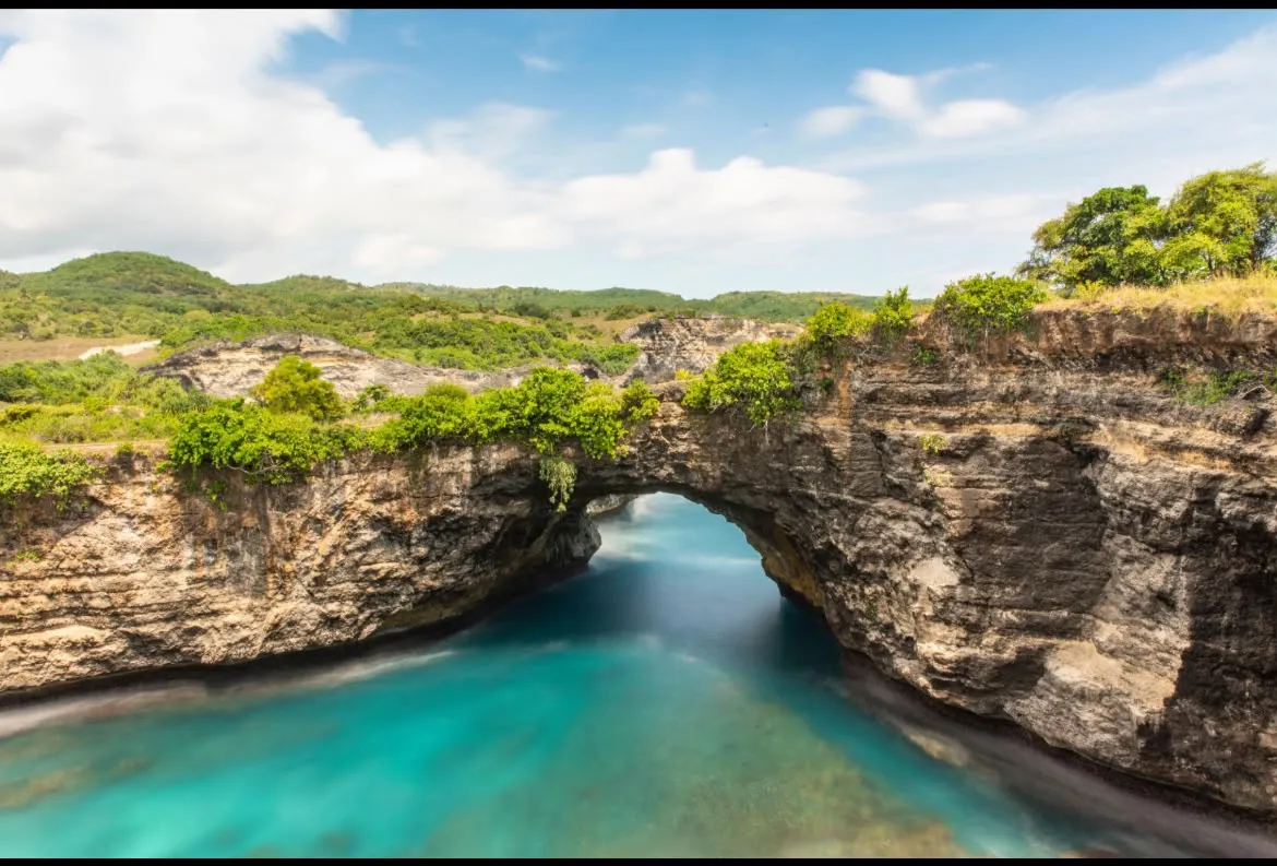 Broken Beach natural rock arch