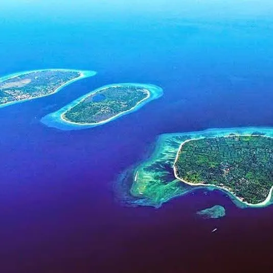 Aerial view of islands in turquoise water near Nusa Lembongan