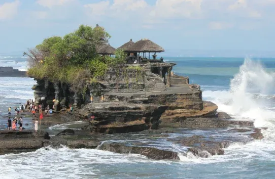 Tanah Lot & Jatiluwih Scenic Tour