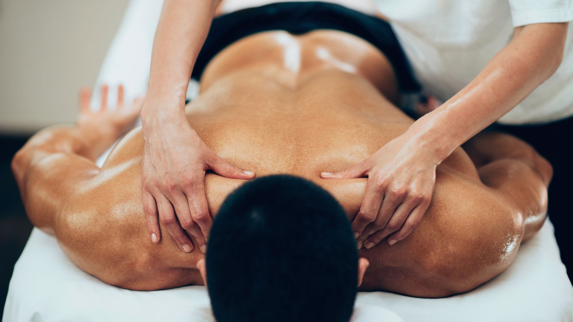 Sport massage untuk atlet