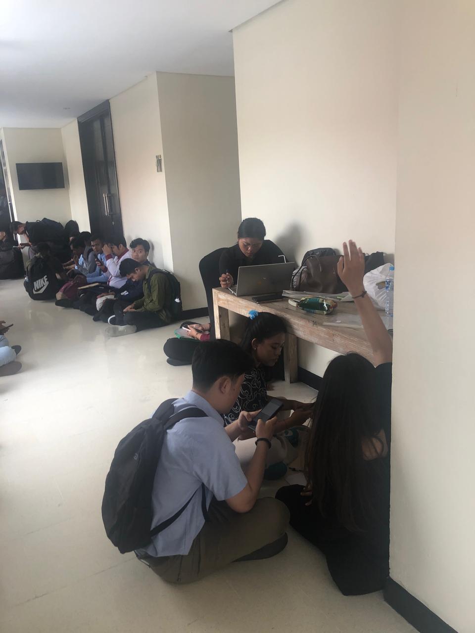 Tim profesional yang siap bekerja di kapal pesiar
