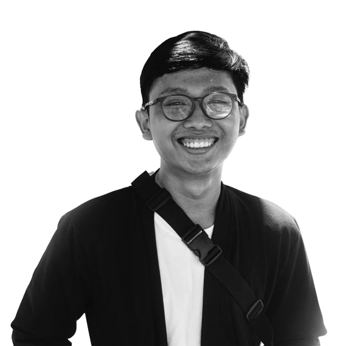 Wandita Yudistira, Graphic Designer Macroweb