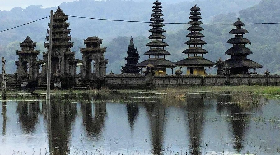 Traditional temple structure on the shores of Tamblingan Lake