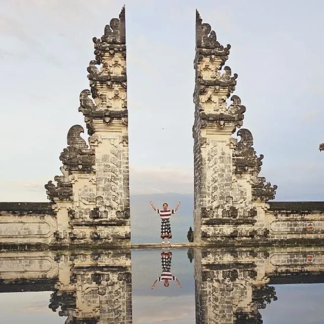 Private and Refined - Nusa Penida cliff