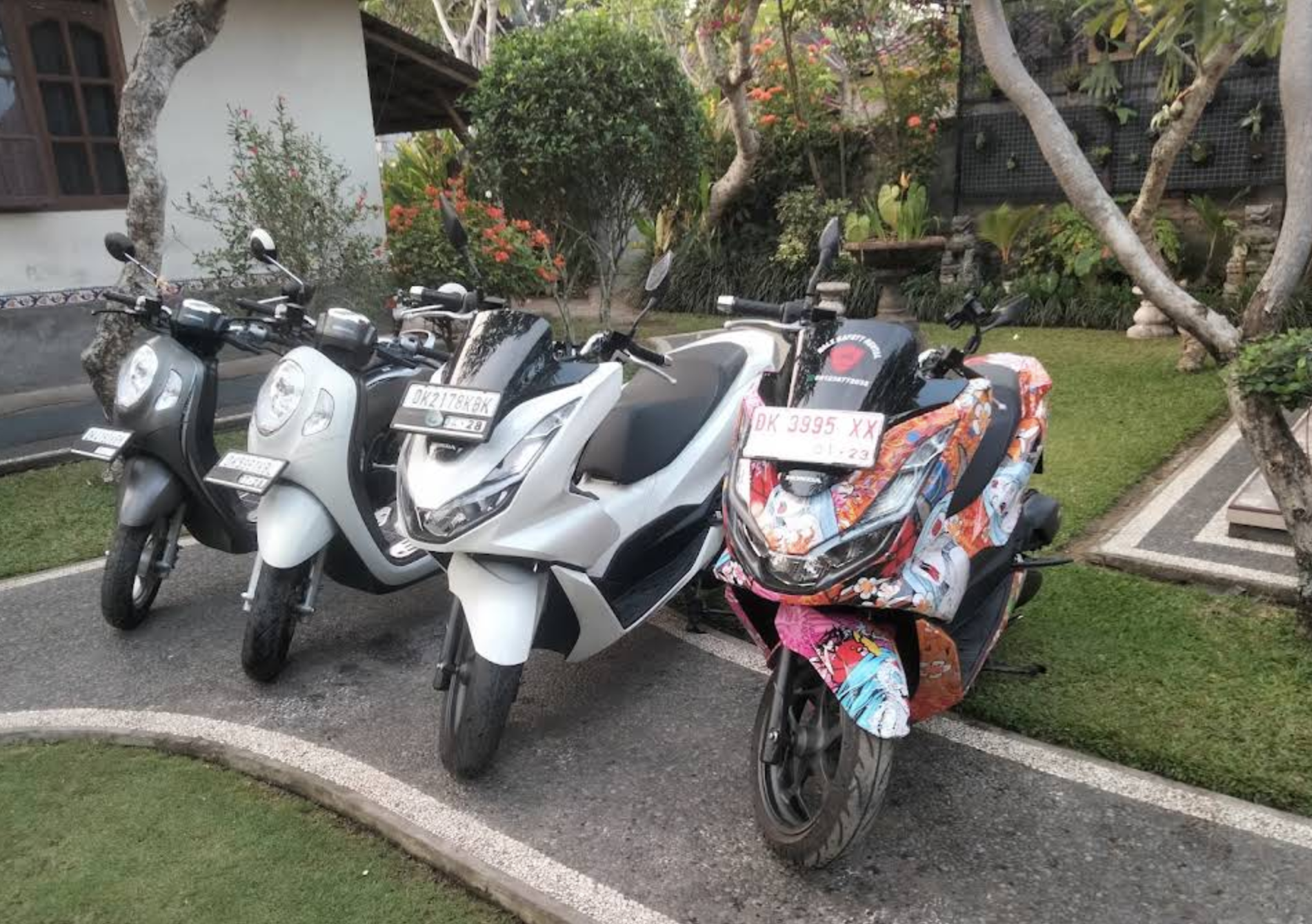 Scooter sewaan BMW Rent Bike Bali