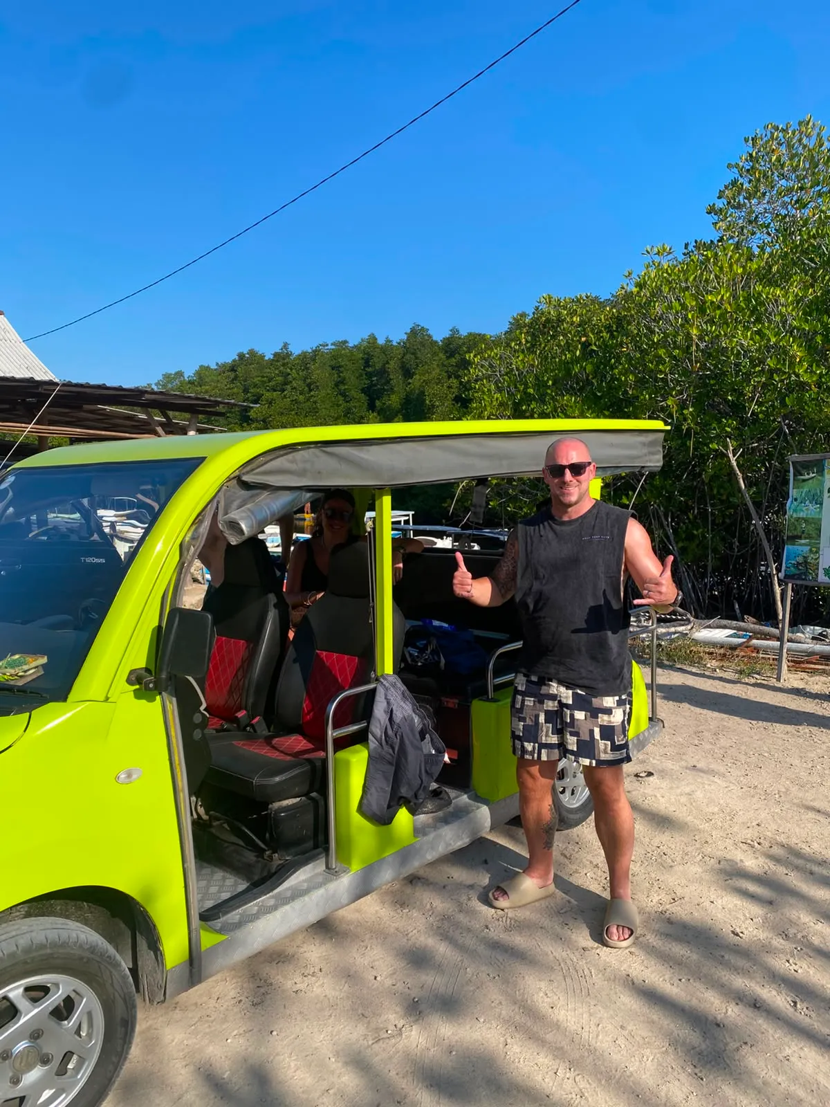 Antar jemput dengan Taxi Mobil