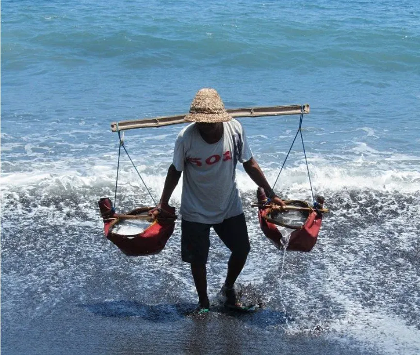 Klungkung & Traditional Salt Making