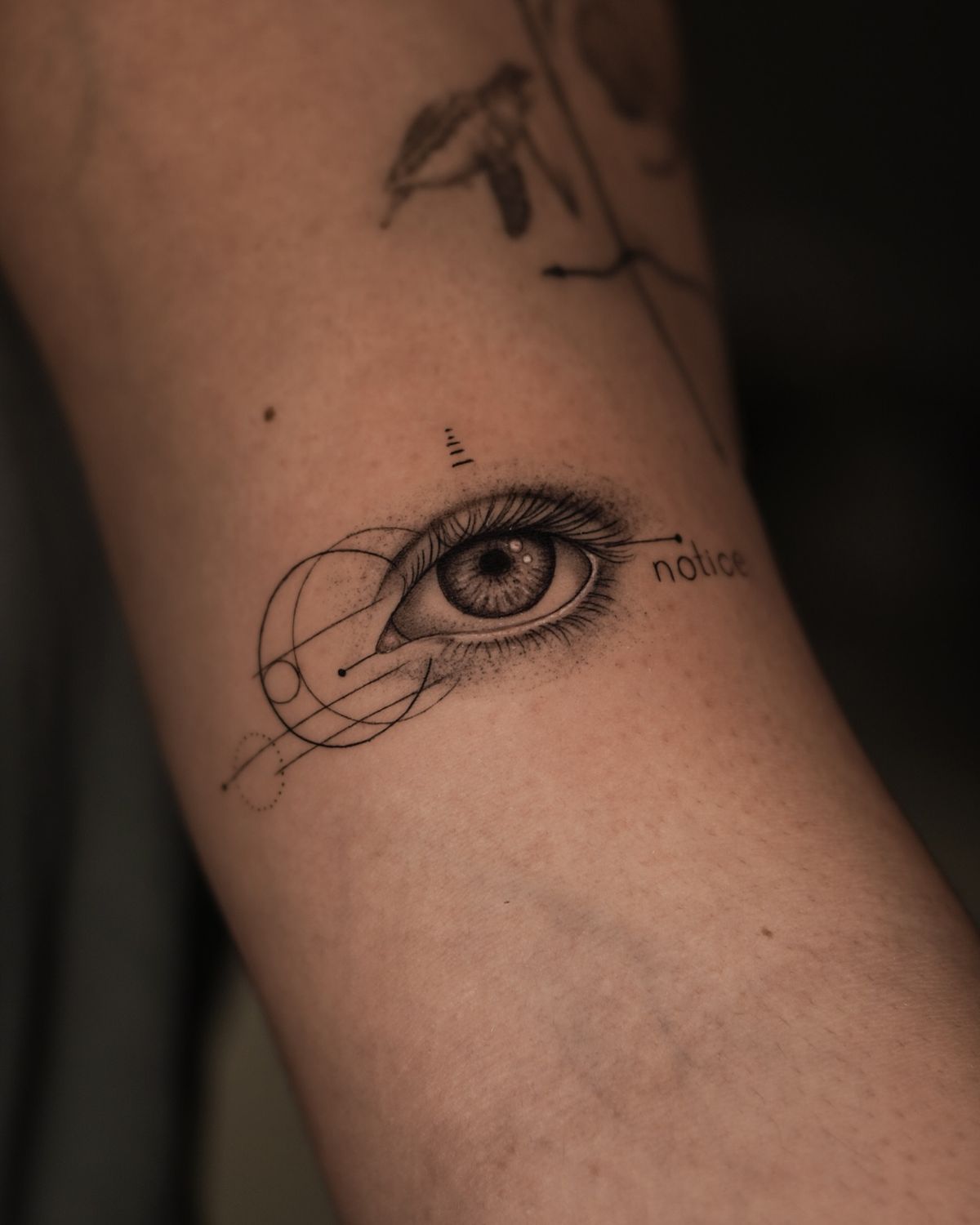 Custom ink piece