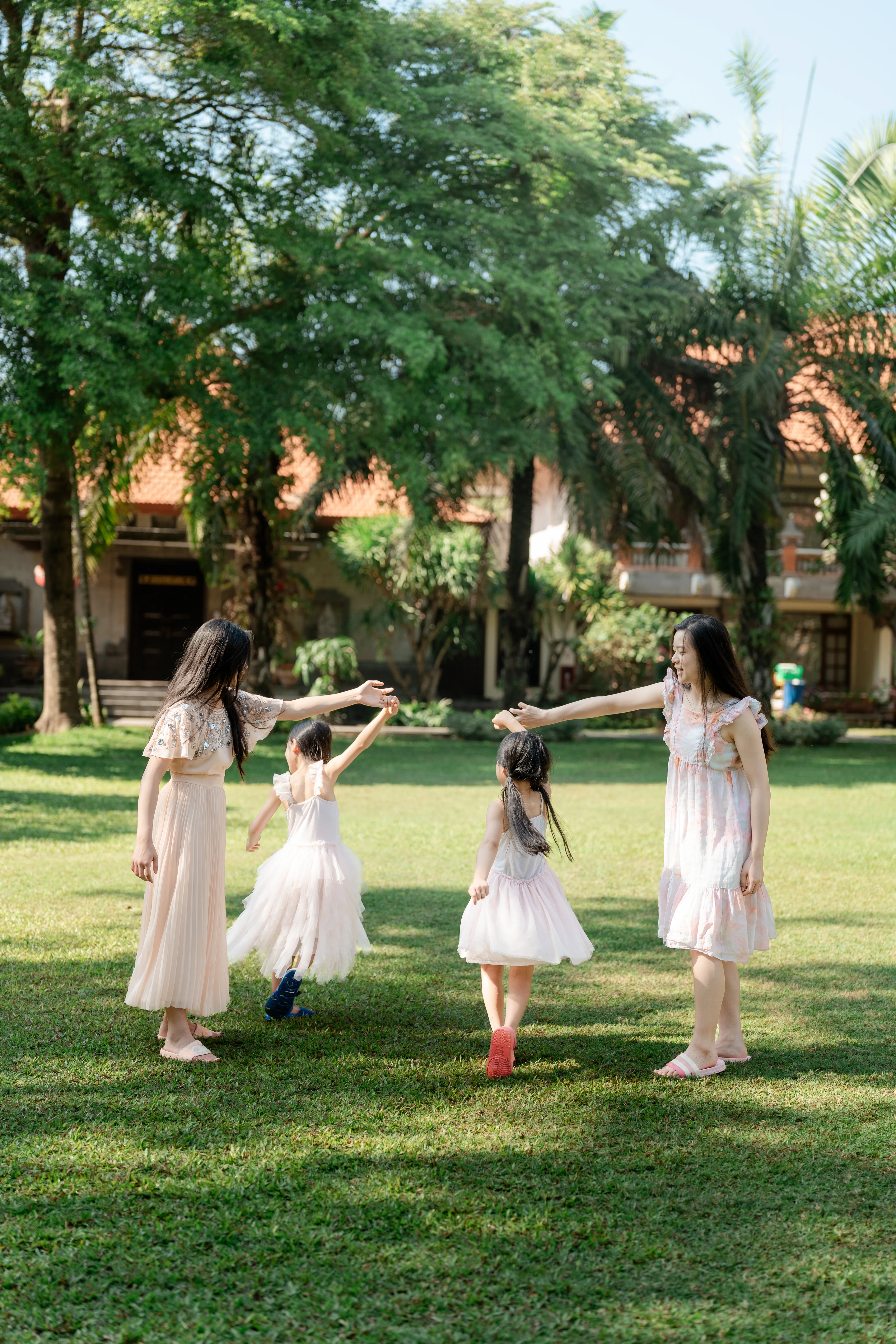 Family moment photographed in Bali