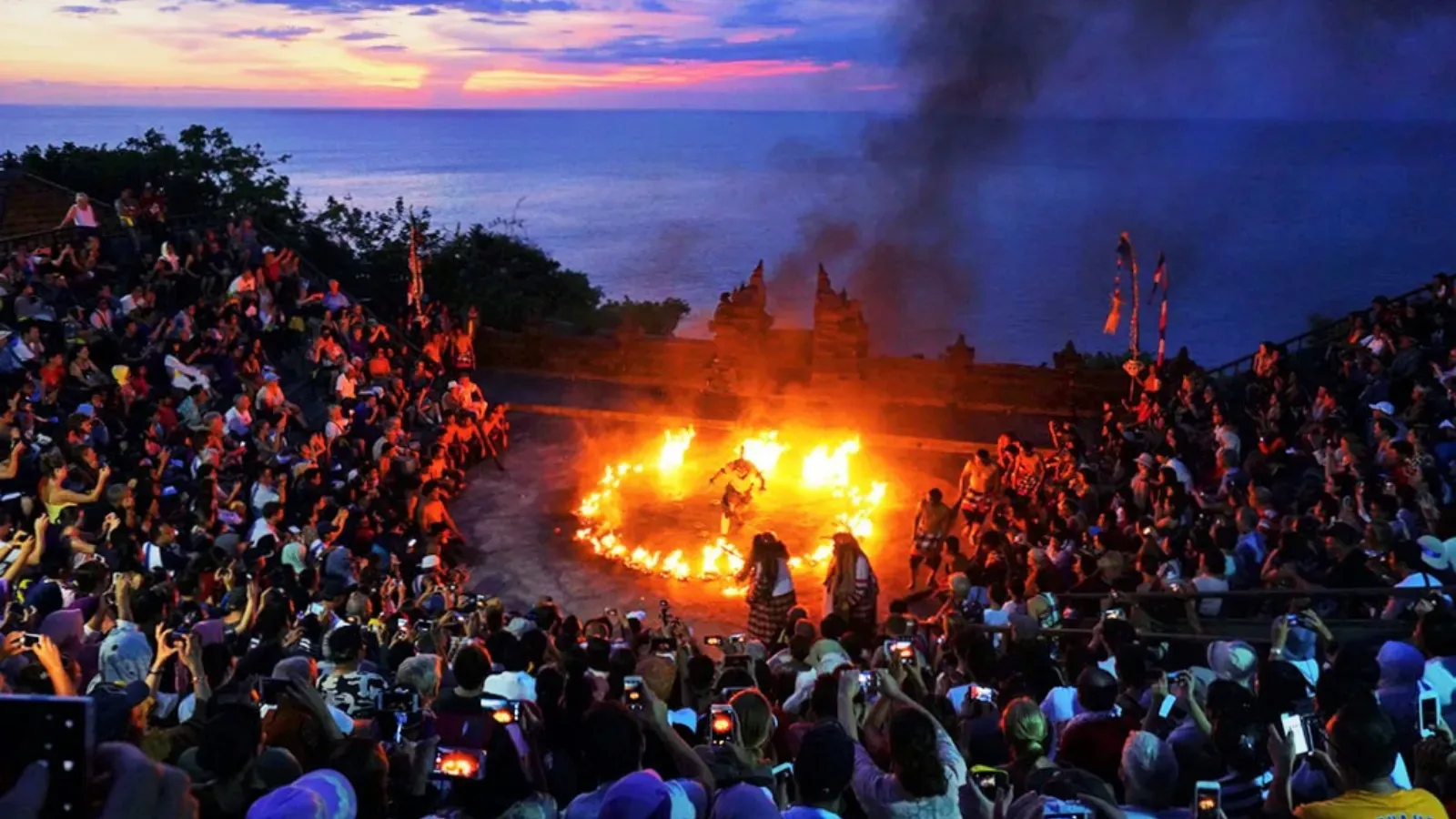 Uluwatu Sunset Romance Escape – Beaches & Clifftop Views