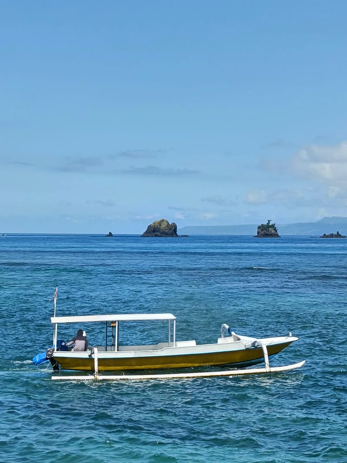 Scenic reference: an East Bali-style shoreline