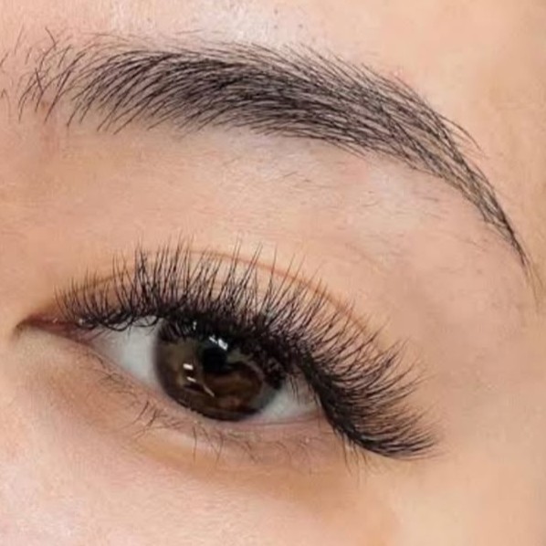 Wet Lashes