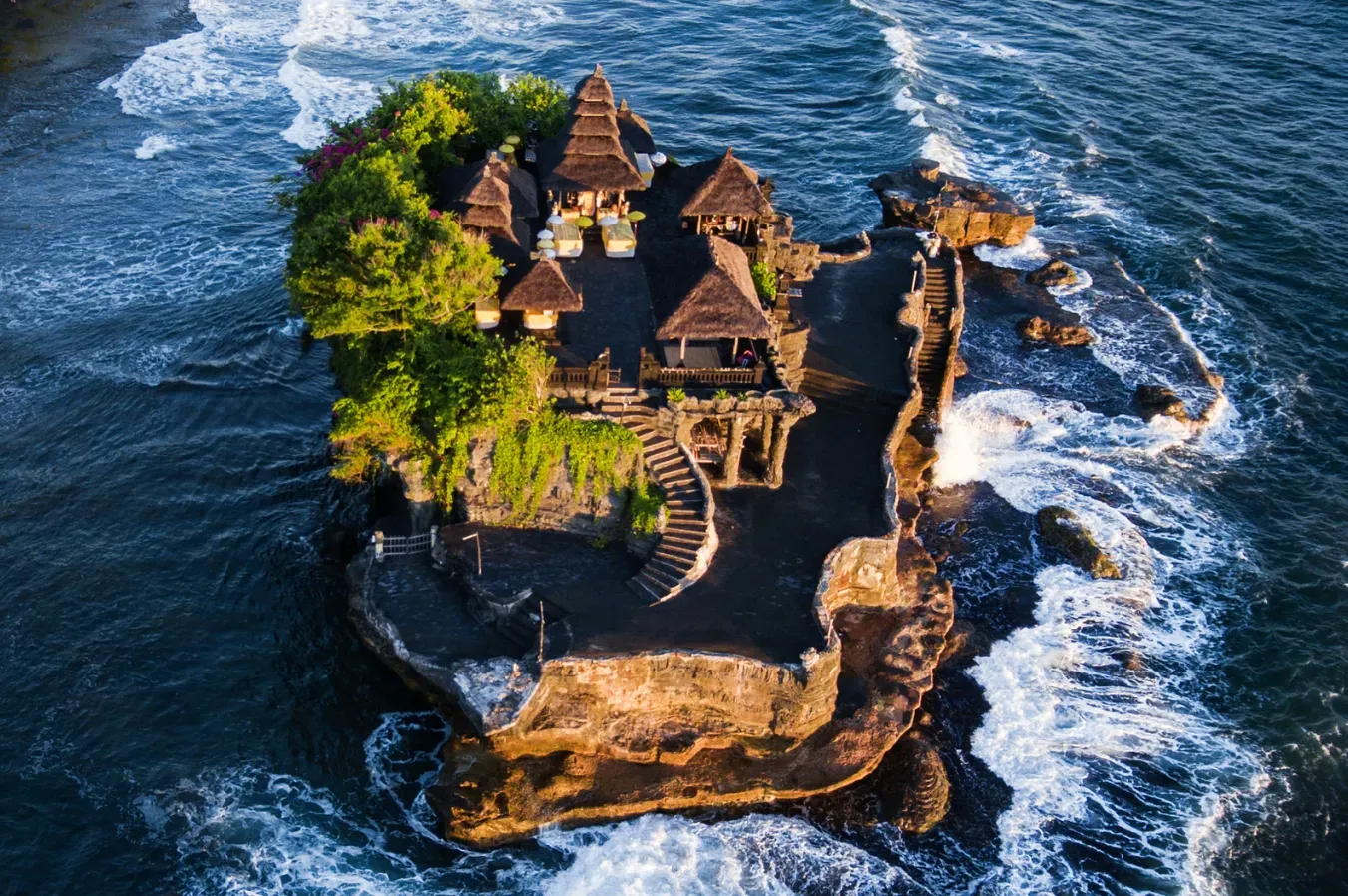 Tanah Lot temple on the Bali coast