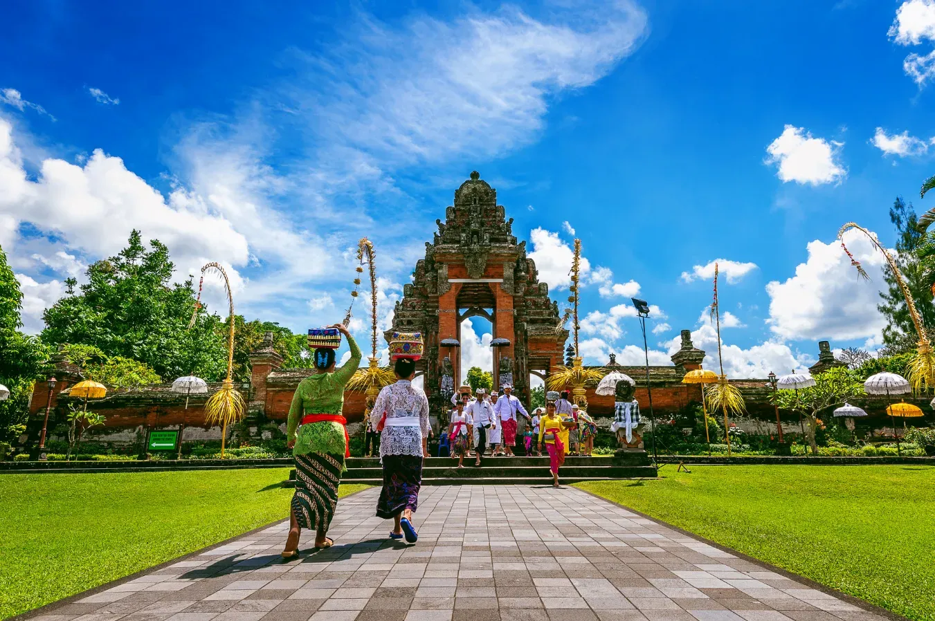 Balinese cultural temple experience