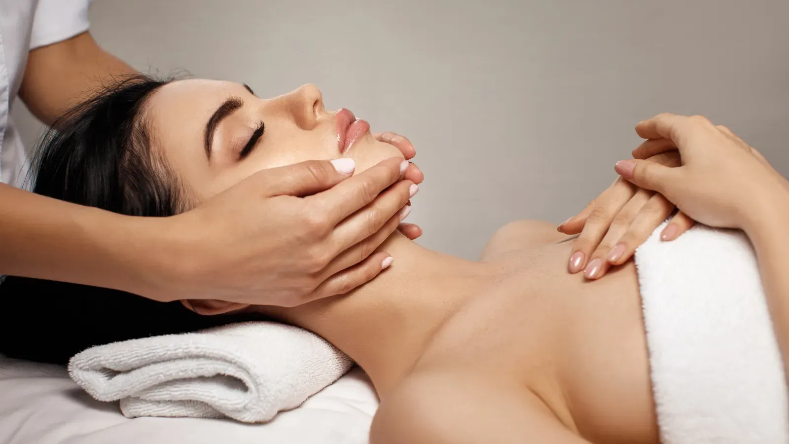 Sensitive Skin Calming Facial at home in Bali