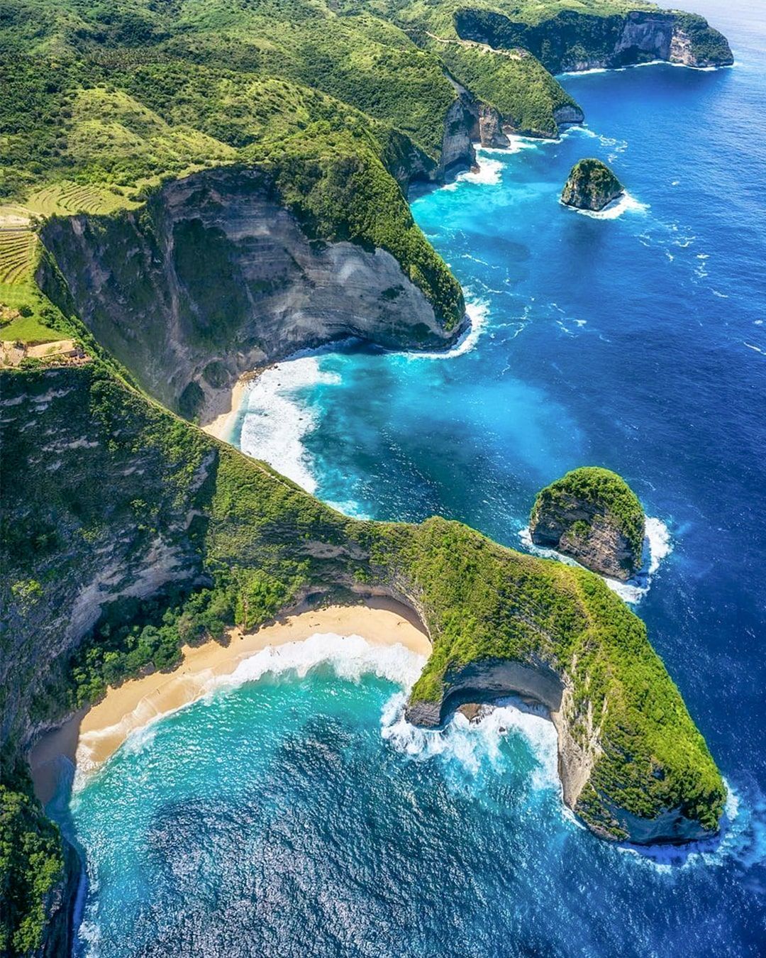 Nusa Penida Tour