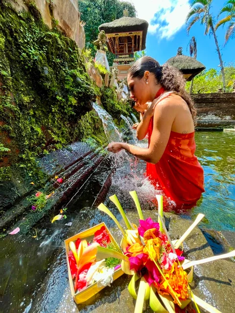 Tirta Empul Holy Springs BNB BALI TRIP