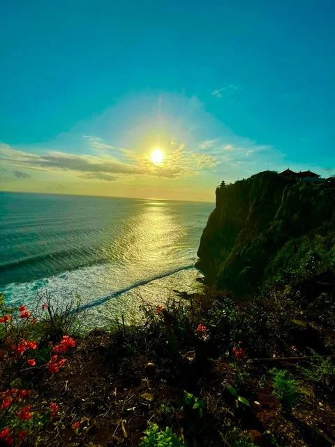 Uluwatu Sunset Sea Cliff BNB BALI TRIP
