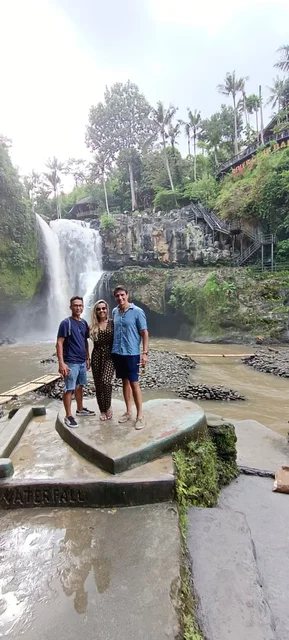 Tegenungan Heart Overlook BNB BALI TRIP